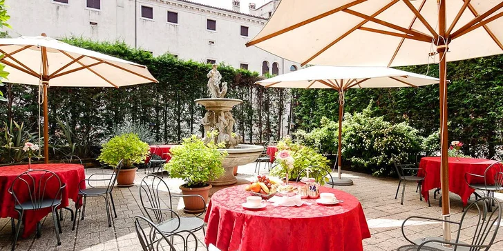 Elegantný 3* hotel v centre Benátok pri Canal Grande: raňajky a dieťa s 50% zľavou