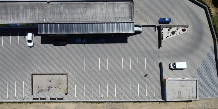Diagnostika podvozku auta: 3D geometria, skúška bŕzd a tlmičov aj kontrola stavu zavesenia