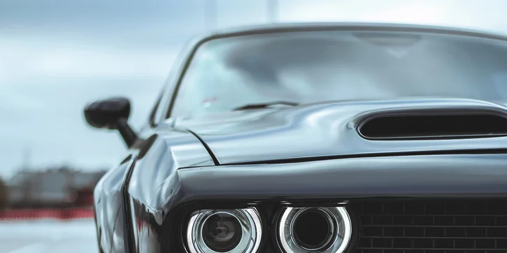 Jazda v DODGE CHALLENGER WIDEBODY 5.7 V8 HEMI na 15 - 60 minút vrátane pohonných hmôt a spolujazdcov zadarmo