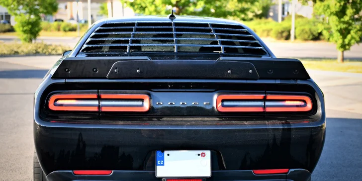 Jazda v DODGE CHALLENGER WIDEBODY 5.7 V8 HEMI na 15 - 60 minút vrátane pohonných hmôt a spolujazdcov zadarmo