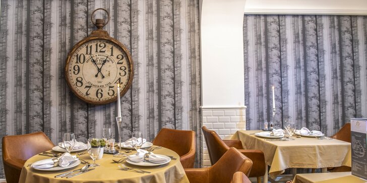 Ohromný luxus v centre historického mesta Jáger: famózne jedlo, neobmedzený wellness v adult friendly hoteli