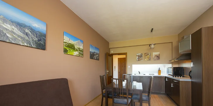 Pobyt v priestranných apartmánoch vo Veľkej Lomnici s možnosťou wellness