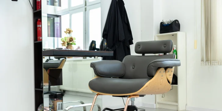 Profesionálne kadernícke služby v salóne Beauty centrum Timea: farbenie alebo melírovanie pre všetky dĺžky vlasov