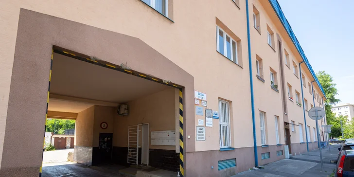 Profesionálne kadernícke služby v salóne Beauty centrum Timea: farbenie alebo melírovanie pre všetky dĺžky vlasov