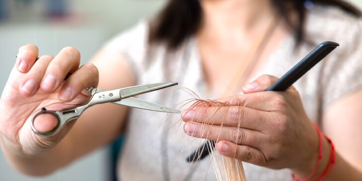 Profesionálne kadernícke služby v salóne Beauty centrum Timea: farbenie alebo melírovanie pre všetky dĺžky vlasov