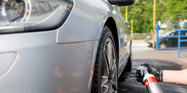 Precízne čistenie vášho auta: Zvnútra, zvonku, tepovanie aj dezinfekcia klimatizácie ozónom