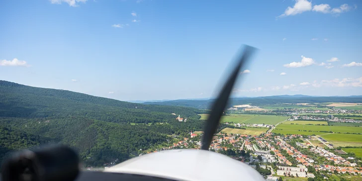 Zážitkové lety na lietadle DIAMOND DA-40 D pre 1 až 3 osoby - aj s možnosťou pilotovania
