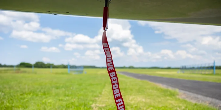 Zážitkové lety na lietadle DIAMOND DA-40 D pre 1 až 3 osoby - aj s možnosťou pilotovania