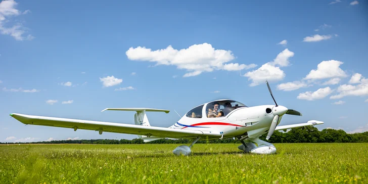 Zážitkové lety na lietadle DIAMOND DA-40 D pre 1 až 3 osoby - aj s možnosťou pilotovania