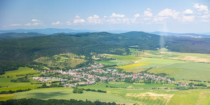 Zážitkové lety na lietadle DIAMOND DA-40 D pre 1 až 3 osoby - aj s možnosťou pilotovania