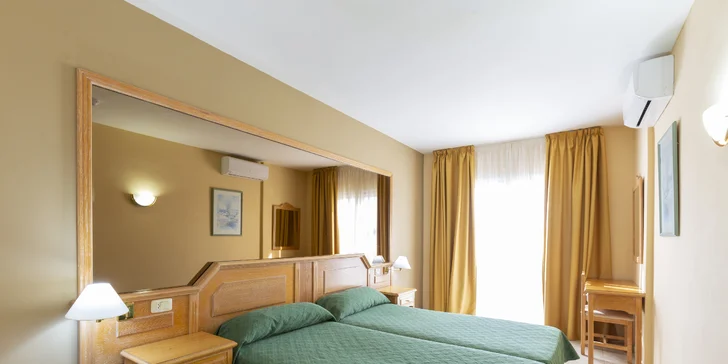 Dovolenka na Tenerife: štúdiá či apartmány 500 m od pláže, all inclusive jedlo a nápoje, veľa vyžitia
