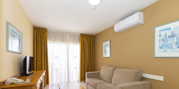 Dovolenka na Tenerife: štúdiá či apartmány 500 m od pláže, all inclusive jedlo a nápoje, veľa vyžitia