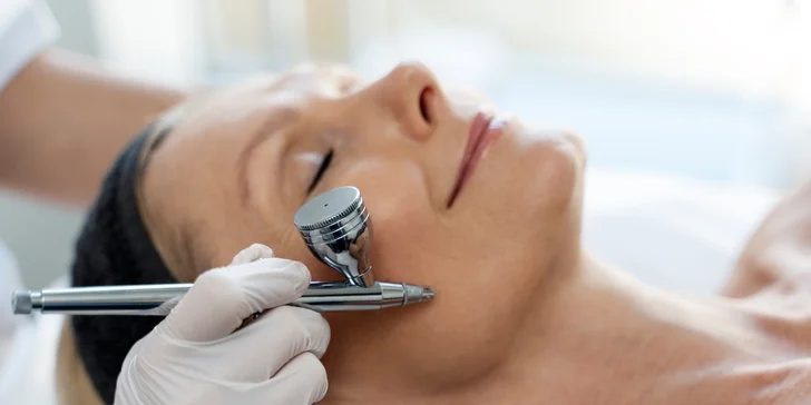 Kultúra krásy: Kyslíková mezoterapia alebo chemický peeling