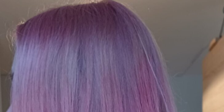 Strih, regenerácia, balayage, ombré, brazílsky keratín, predĺženie vlasov kanekalonom alebo 3v1 pre kompletnú krásu