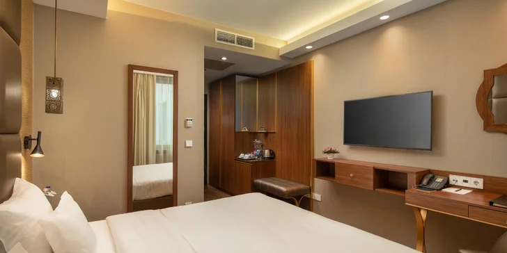Continental Hotel v Budapešti: luxusné ubytovanie s raňajkami a wellness