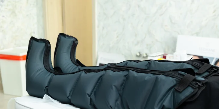 Stimulácia lymfatického obehu prístrojovou lymfodrenážou v ESTE MED, v ponuke aj výhodná permanentka