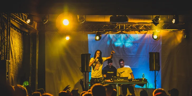 Poďte to roztočiť na multižánrový undergroundový Roots Festival na kúpalisku Sunny!