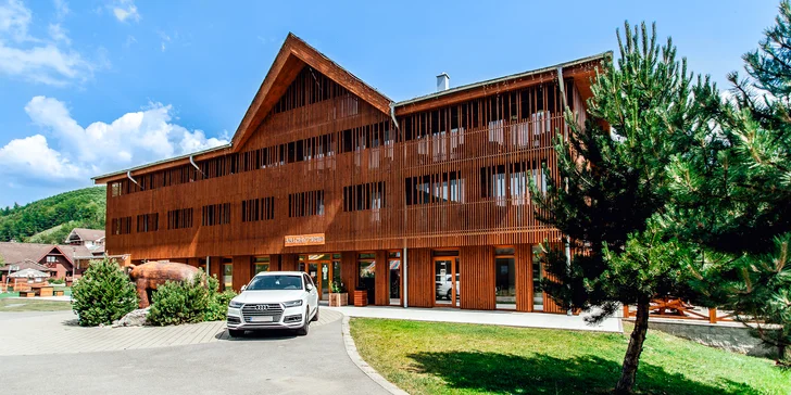 Aktívna rodinná dovolenka v nových apartmánoch Humno vo Valči s množstvom atrakcií v novom, úžasnom detskom parku YETI LAND