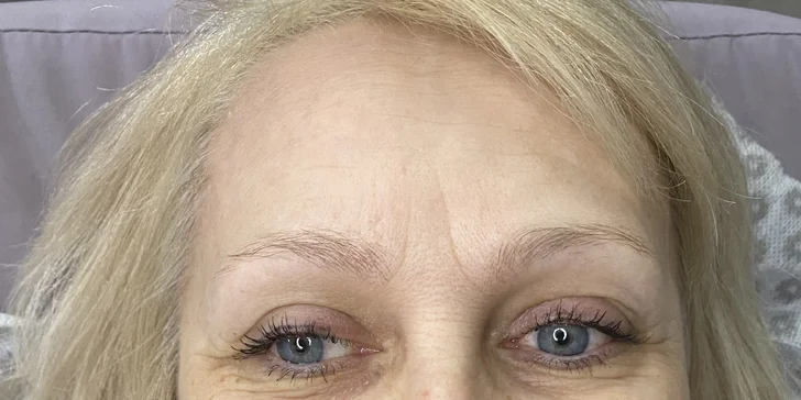 Permanentný make-up: Očná linka, microblading obočia či akvarelové pery