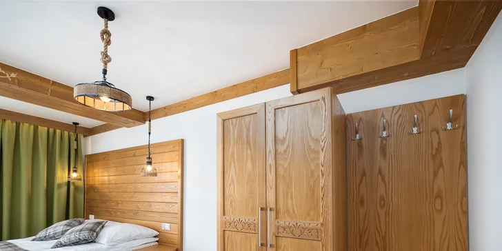 Lesné apartmány v čarovnom horskom prostredí kúsok od aquaparku Terma Bania: wellness, zľavy a raňajky v cene