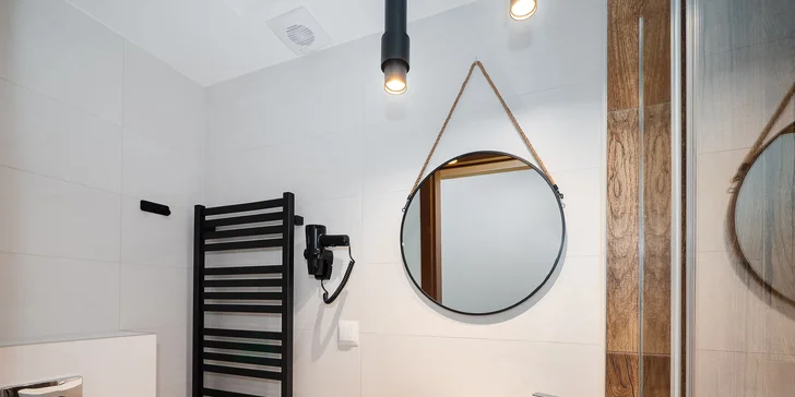 Lesné apartmány v čarovnom horskom prostredí kúsok od aquaparku Terma Bania: wellness, zľavy a raňajky v cene
