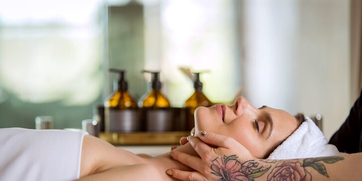 Relax len pre dospelých v Štajersku: wellness a termálne bazény, polpenzia so šesťchodovou večerou a k tomu fľaša sektu
