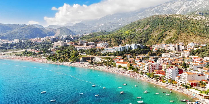 Dovolenka v Čiernej Hore: moderný hotel 500 m od pláže, raňajky
