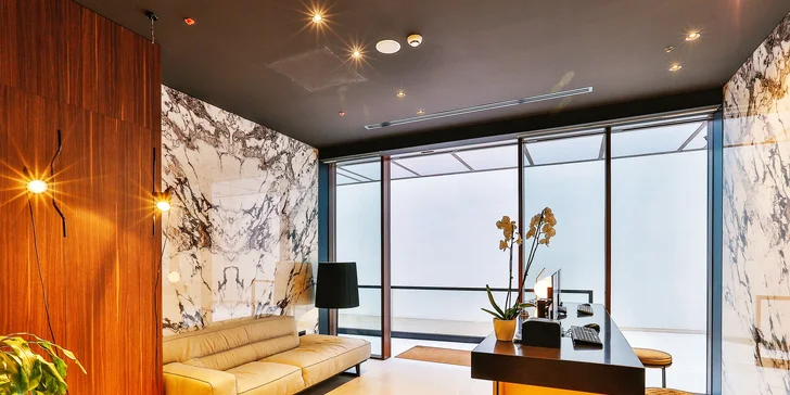 Dovolenka v Čiernej Hore: moderný hotel 500 m od pláže, raňajky