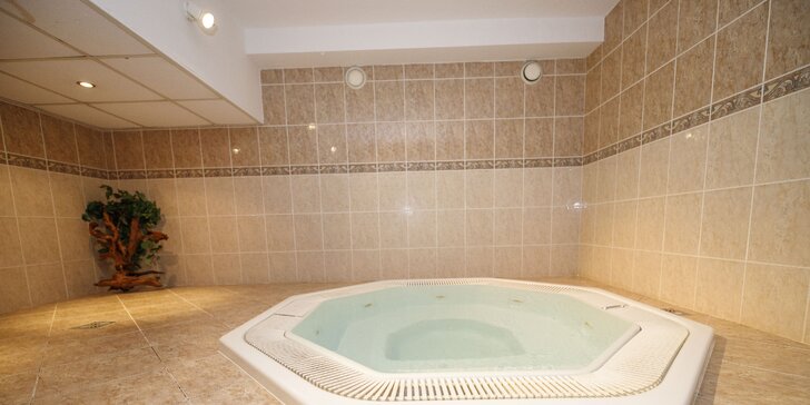 Relaxačný pobyt pri kúpeľoch Luhačovice so stravou aj neobmedzeným wellness