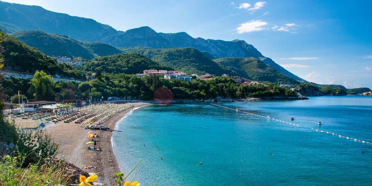 Dovolenka v Čiernej Hore: polpenzia s nápojmi k večeri, neobmedzený vstup do vonkajšieho bazéna, 200 m na pláž