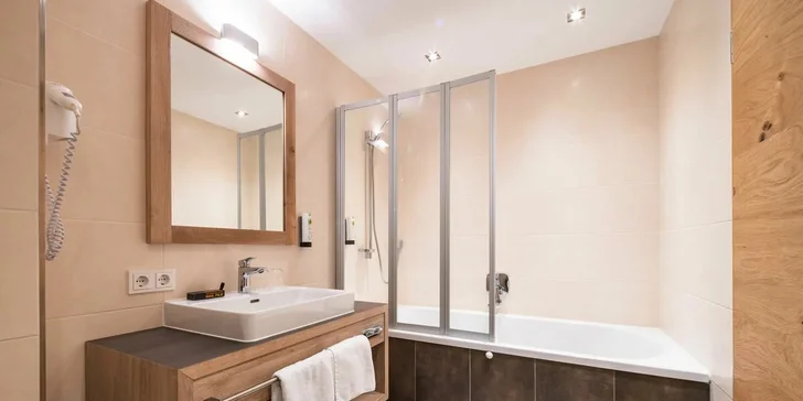 Leto alebo jeseň vo Vysokých Tauroch: krásny hotel s polpenziou aj wellness a lanovky zadarmo