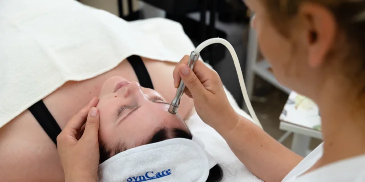 Kozmetické ošetrenia: Hĺbkové čistenie, retinolová aj anti-age kúra