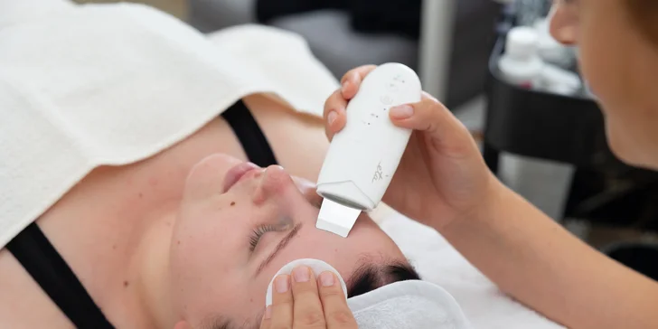Kozmetické ošetrenia: Hĺbkové čistenie, retinolová aj anti-age kúra