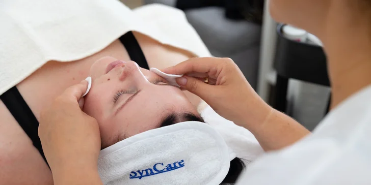 Kozmetické ošetrenia: Hĺbkové čistenie, retinolová aj anti-age kúra