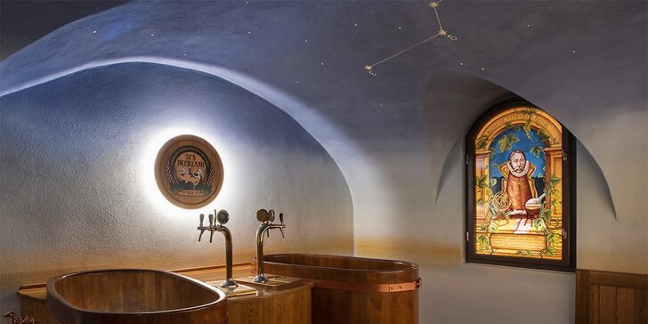 Zámocké pivné kúpele s ubytovaním 200 m od Pražského hradu: neobmedzená konzumácia piva, raňajky aj relax