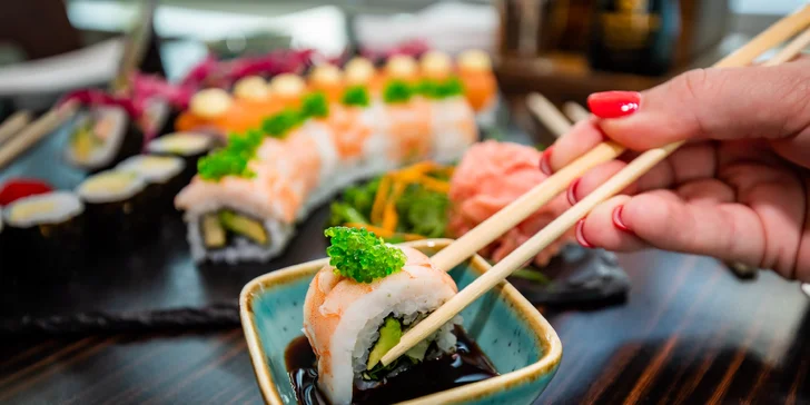 Fantastický sushi set pre 2 osoby v SUSHIHANIL