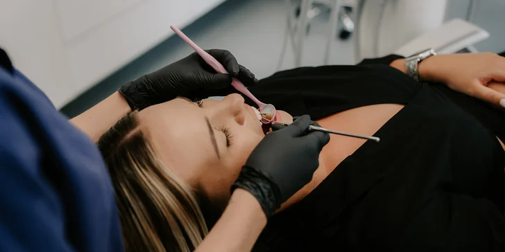 Dentálna hygiena pre deti aj dospelých alebo bielenie zubov