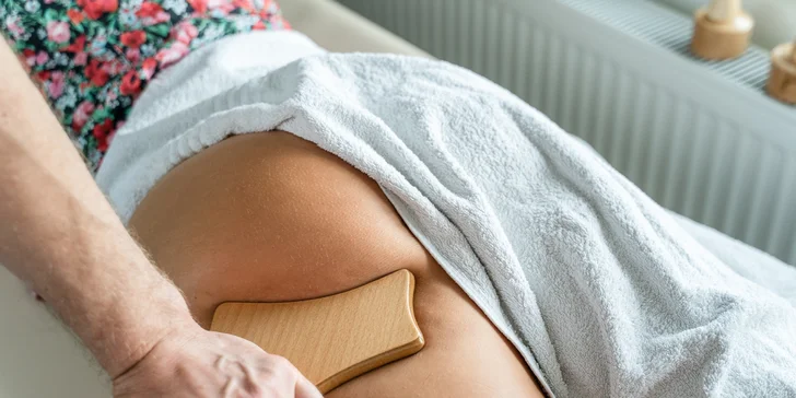 Maderoterapia: Masáž drevenými valčekmi proti celulitíde