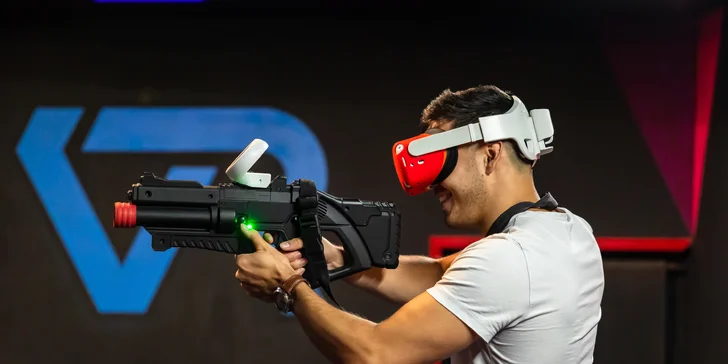 Ultimátna novinka: Laser TAG vo virtuálnej realite