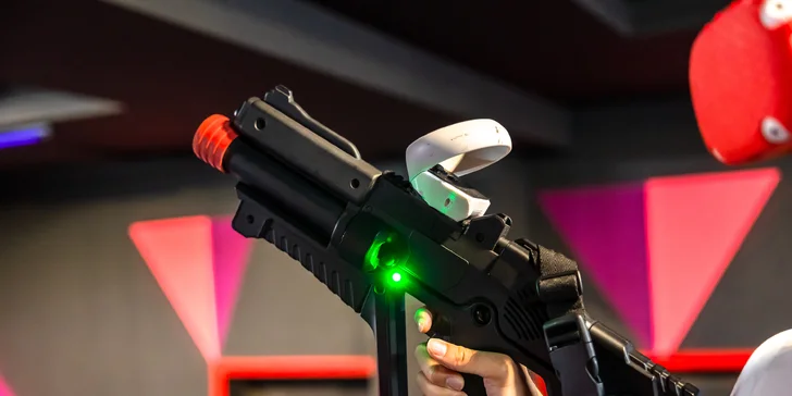 Ultimátna novinka: Laser TAG vo virtuálnej realite