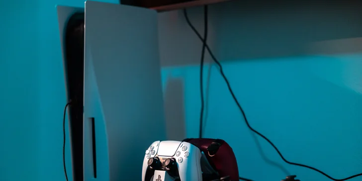Ultimátna novinka: Laser TAG vo virtuálnej realite
