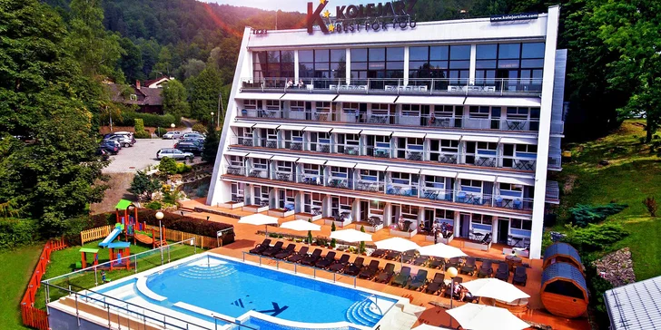 Hotel obklopený horami a lesmi: dovolenka s polpenziou, neobmedzeným wellness aj spa