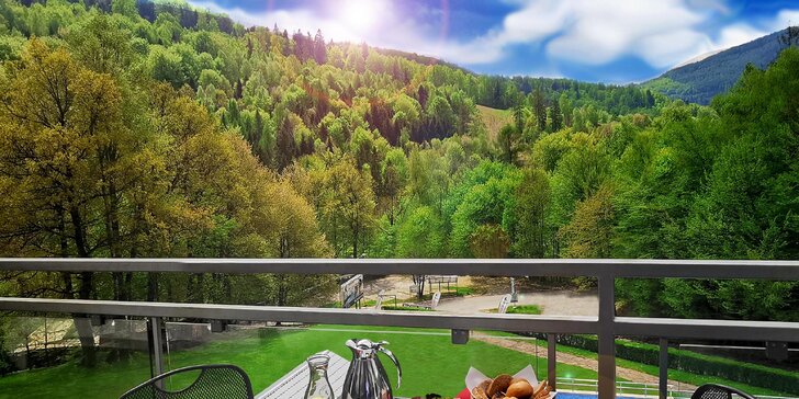 Hotel obklopený horami a lesmi: dovolenka s polpenziou, neobmedzeným wellness aj spa