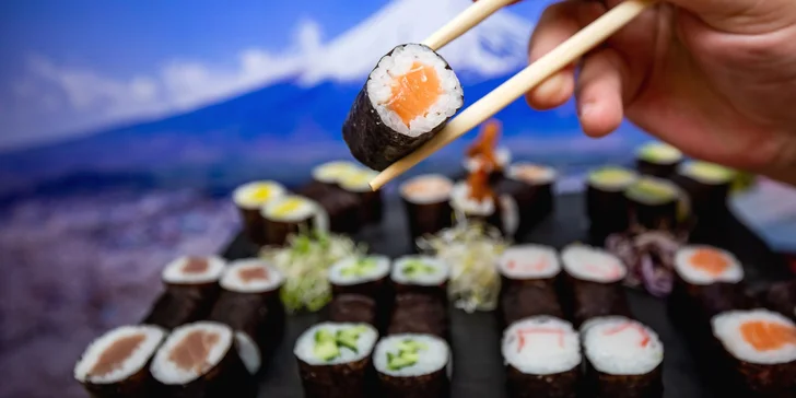 Fantastický maki sushi set s rozvozom v Žiline zdarma (až 42 kúskov!)