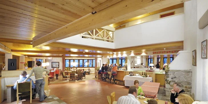 Zimná lyžovačka v Rakúsku: 3* horský hotel s polpenziou a wellness, zľava na skipas, zábava a deti zdarma