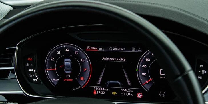 Dupnite na to! Jazda na AUDI A8 s 340 koňmi pod kapotou