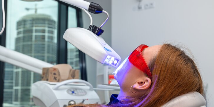 Dentálna hygiena s pieskovaním a Air Flow pre deti i dospelých alebo profesionálne bielenie zubov v zubnej klinike Klostermann
