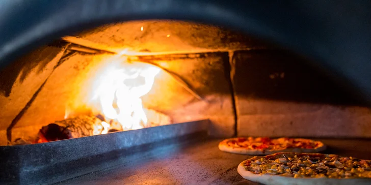 2, 3 alebo 4 pizze pečené na dreve s donáškou v rámci Košíc