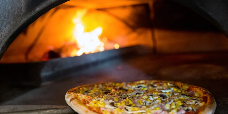 2, 3 alebo 4 pizze pečené na dreve s donáškou v rámci Košíc