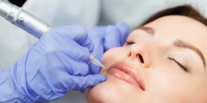 Satin Lips alebo púdrové obočie: Tetovanie obočia a pier
